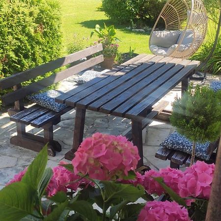 Bed and Breakfast House Biba & Leona Rastovača Exterior foto