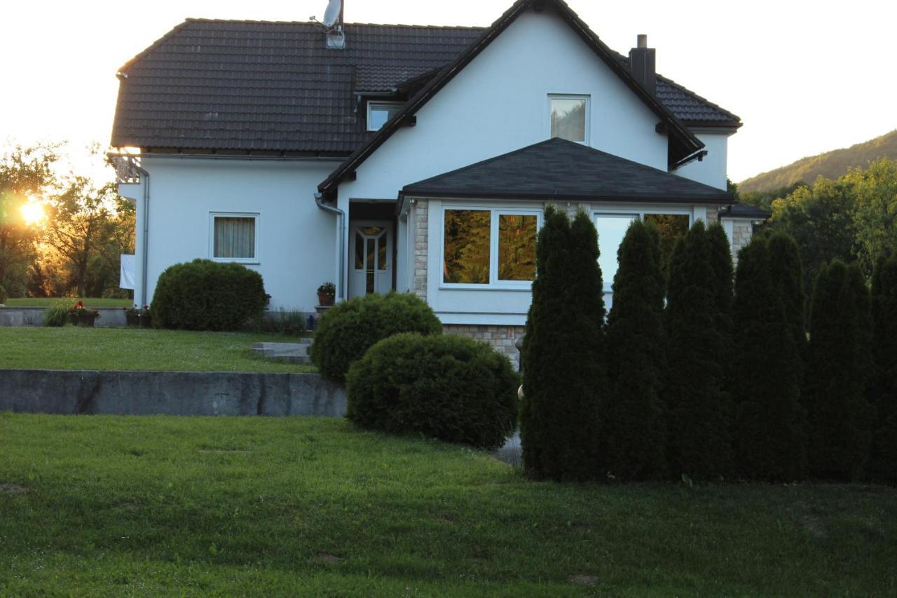 Bed and Breakfast House Biba & Leona Rastovača Exterior foto